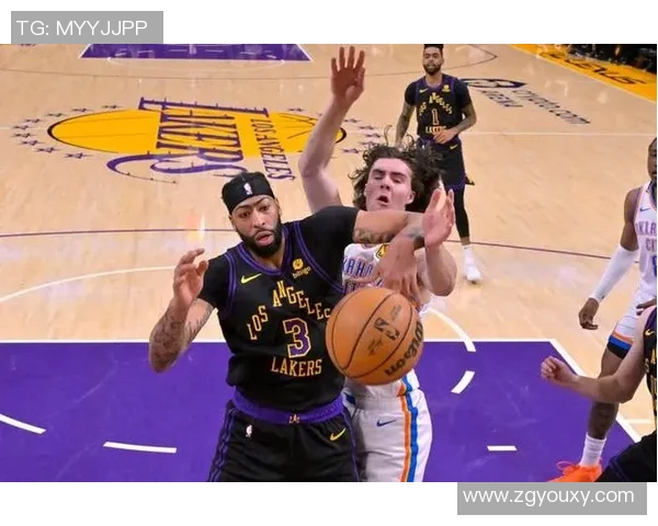 2006年湖人与雷霆的激烈对决回顾与精彩瞬间分析 2006年湖人与雷霆的激烈对决回顾与精彩瞬间分析