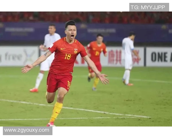 国足迎战乌兹别克全力争胜进球大战期待精彩瞬间 国足迎战乌兹别克全力争胜进球大战期待精彩瞬间