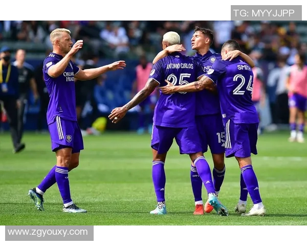 奥兰多城与亚特兰联激战正酣谁能在这场较量中笑到最后 奥兰多城与亚特兰联激战正酣谁能在这场较量中笑到最后