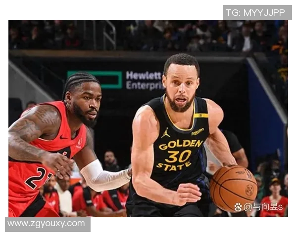 2016年NBA勇士队与黄蜂队精彩对决回顾及赛季表现分析